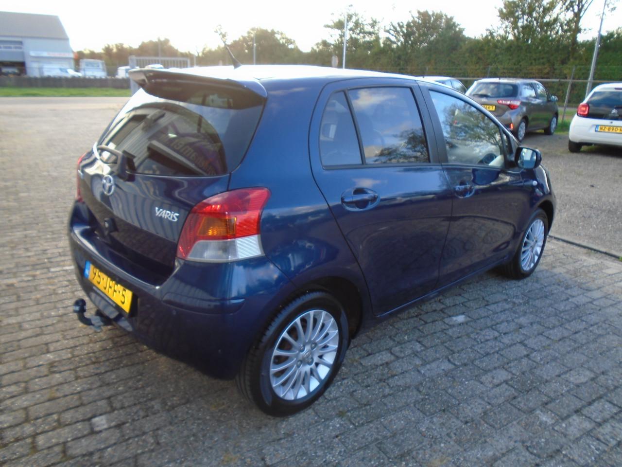 Toyota Yaris 1.3 VVTi Automaat