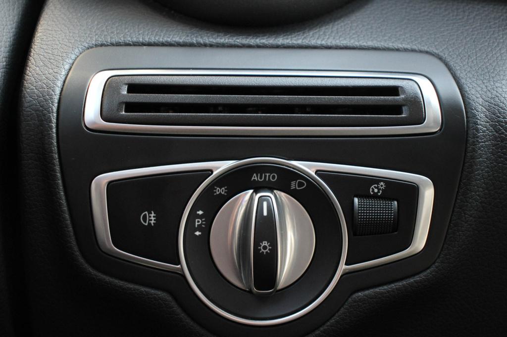 Mercedes-Benz C-Klasse c-klasse 180 | amg pakket | burmester | sfeerverlich