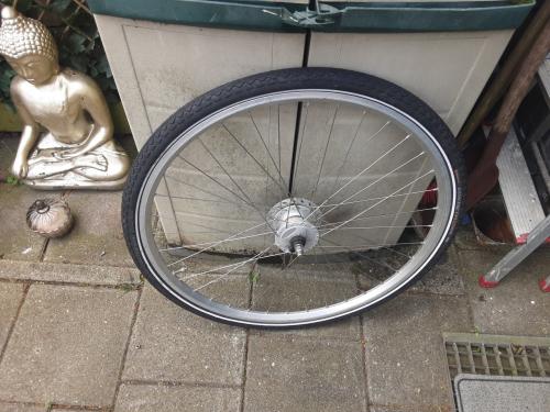 28 inch nexus voorwiel, naafdynamo, rollerbrake rem