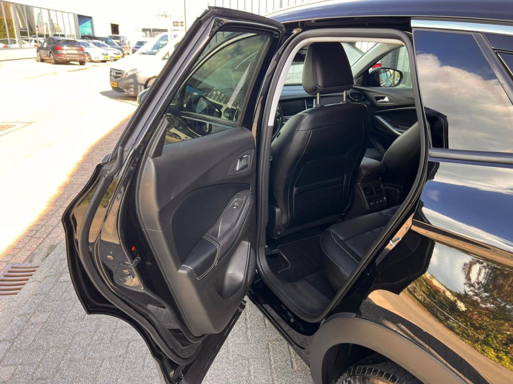 Opel Grandland X 1.2 turbo innovation