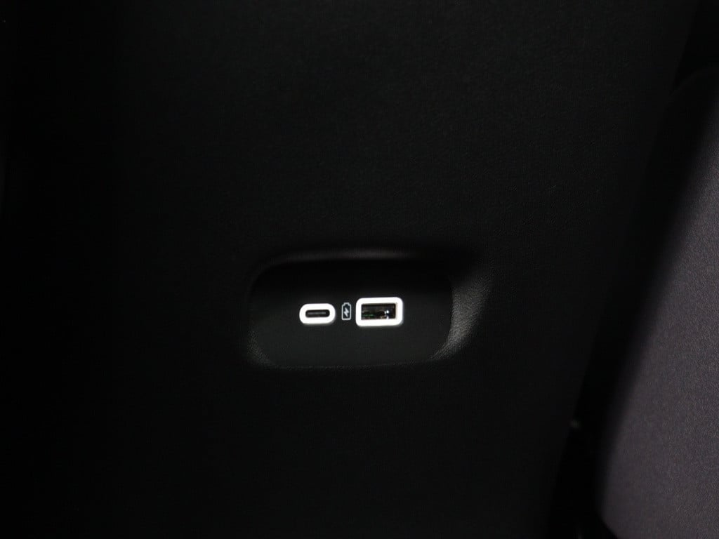 Leapmotor C10 design 69.9 kwh | 1 fase | rijklaar | 1500kg trekgewicht (!) 