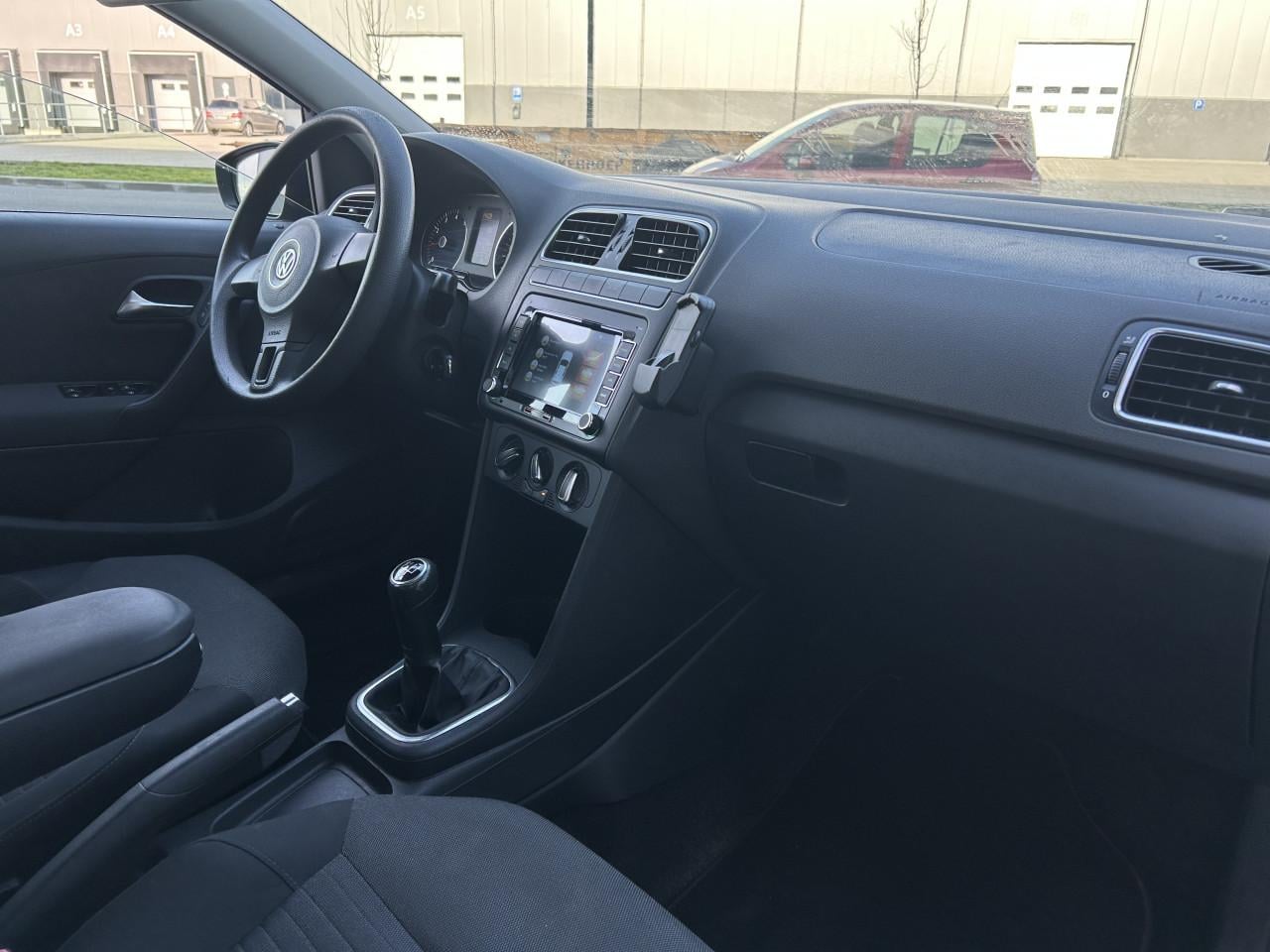 Volkswagen Polo 1.4-16V R-LINE|APK|CARPLAY|AIRCO|ISO-FIX|