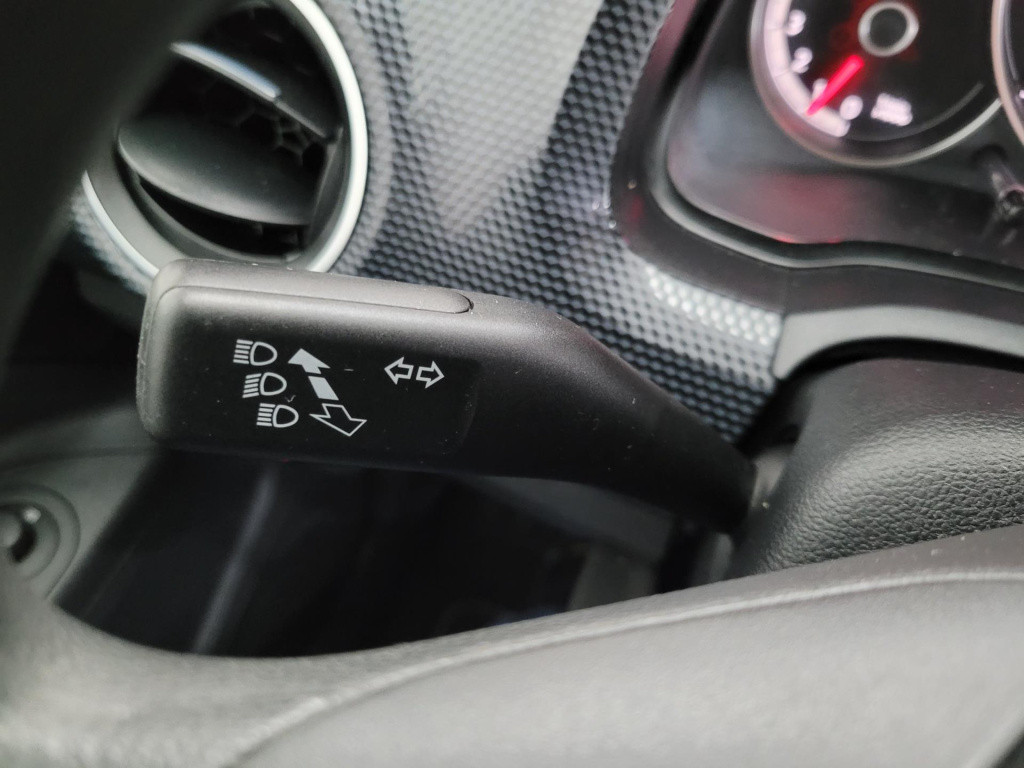 Volkswagen UP! 1.0 bmt | sportvelgen | zwart | airco | bluetooth audio | 5 