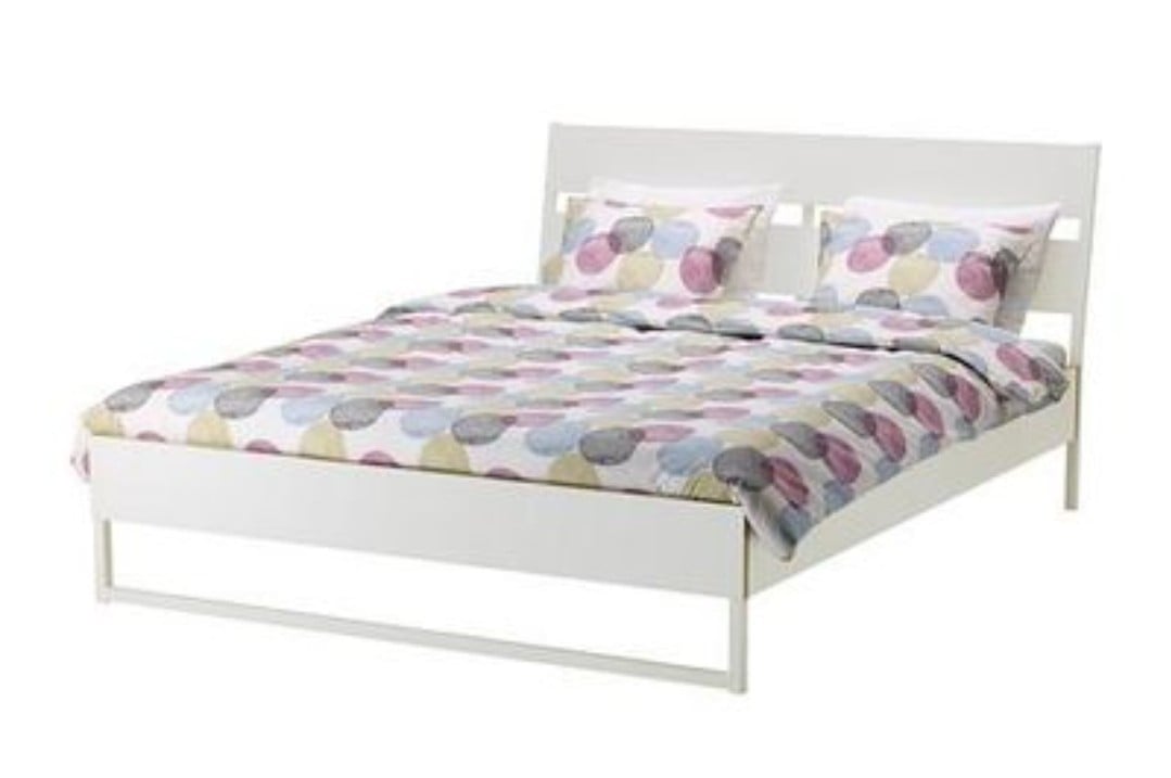 Ikea bed 140x200 incl bedbodems 2x