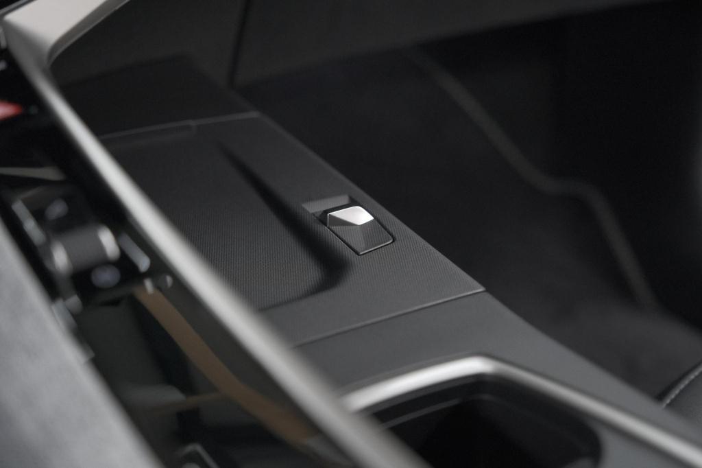 Peugeot 5008 hybrid 145 e-dcs6 gt | panoramadak | camera | elektrische acht