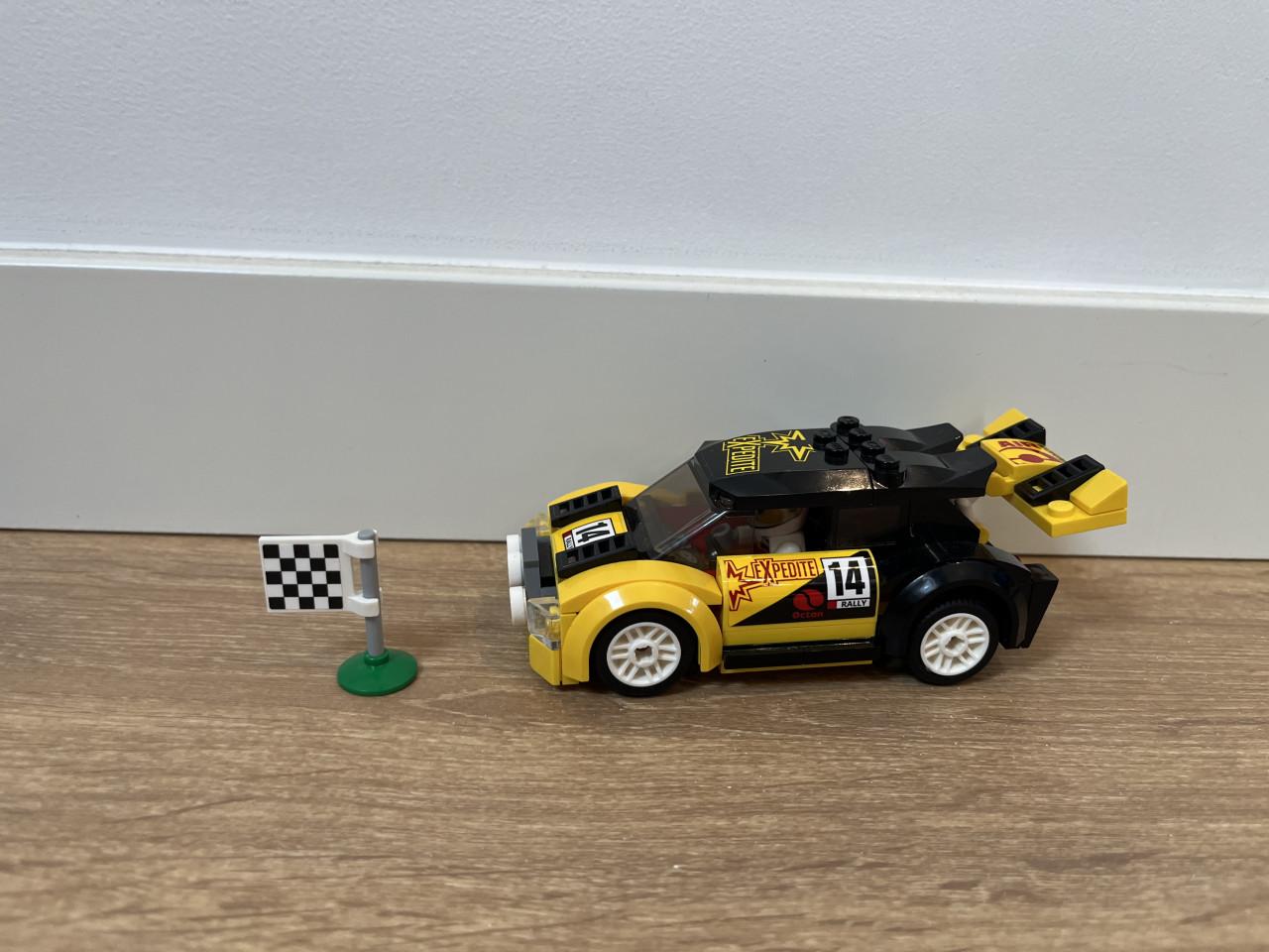 Lego rallyauto