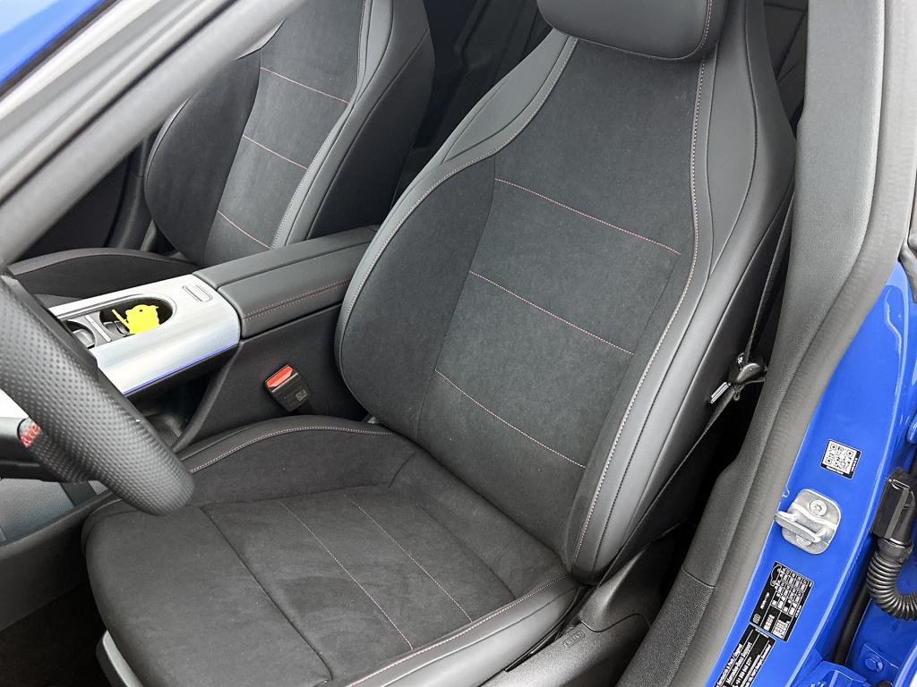 Mercedes-Benz Cla 250+ launch edition 85 kwh | multibeam led | panoramadak 