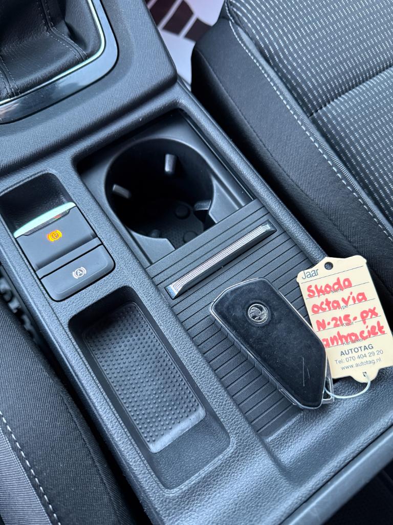 Skoda Octavia combi 1.5 tsi - first edition