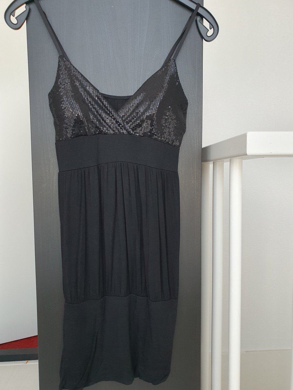 Te koop kleding maat 38-40 tussen 5 en 15 euro