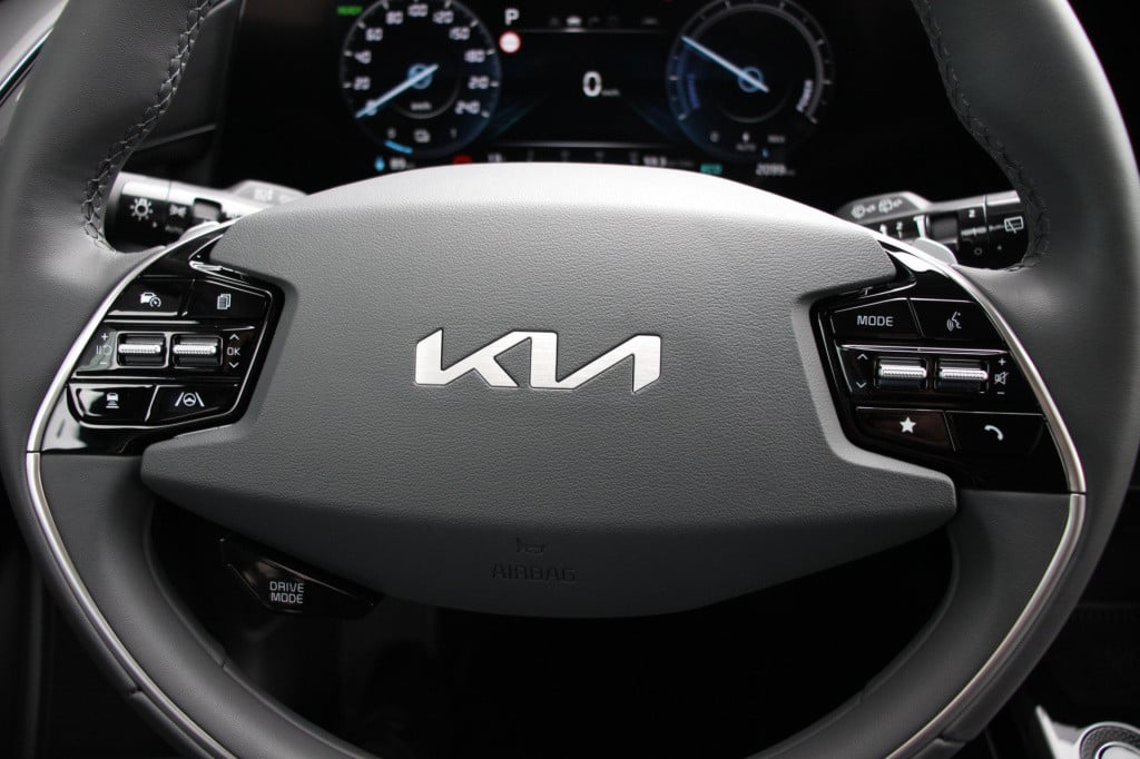 Kia E-niro dynamicplusline 64,8 kwh 204pk | achterruitrijcamera | stoel/stu
