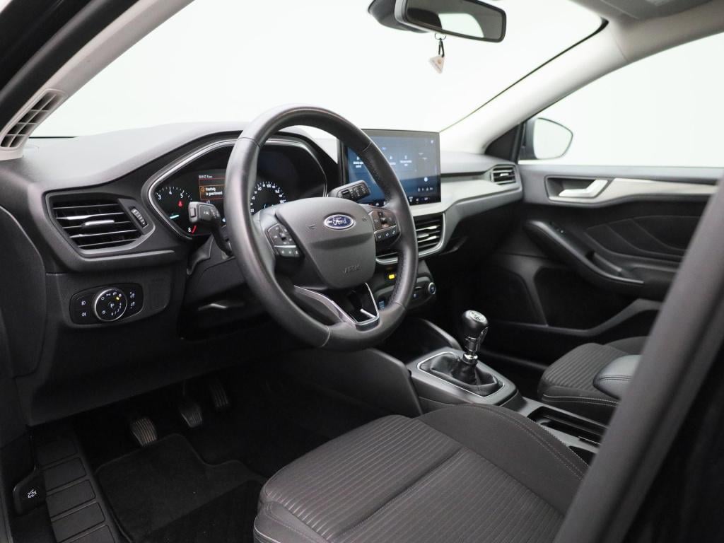 Ford Focus wagon 1.0 ecoboost hybrid titanium navigatie | pdc | apple carpl