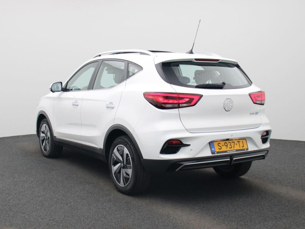 MG Zs Ev long range luxury 70 kwh | automaat | panoramadak | leder | naviga