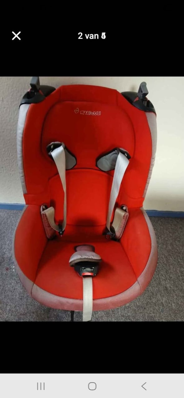 Maxi Cosi stoeltje, in prima staat en draaibaar.