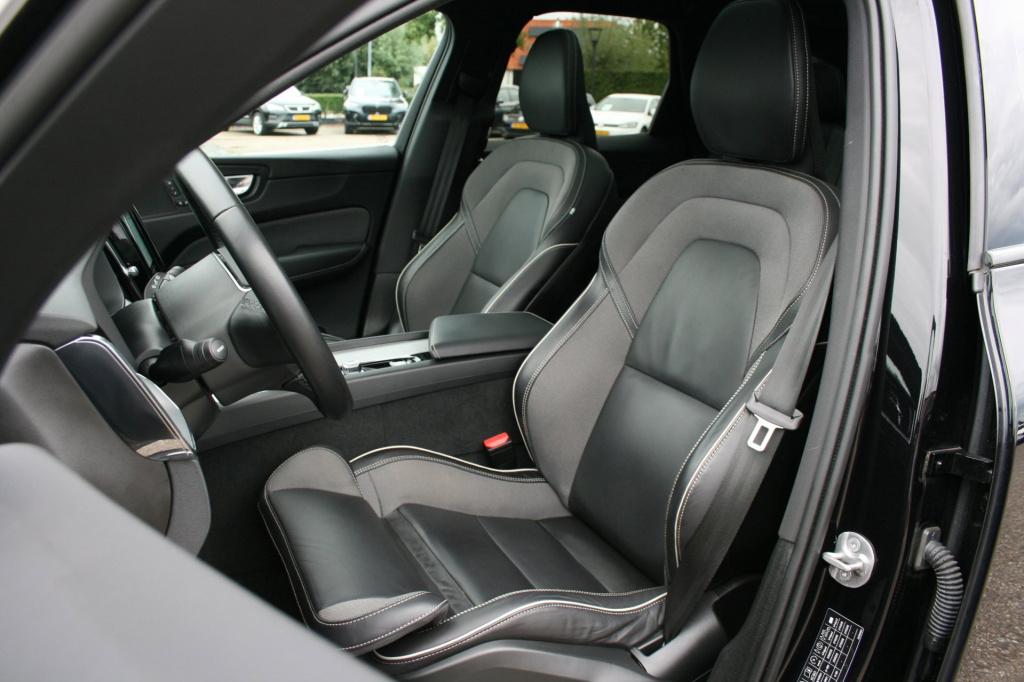 Volvo XC60 2.0 t6 plug-in hybrid awd plus black edition