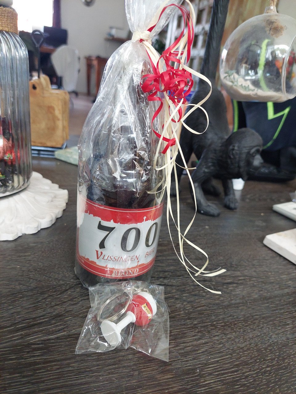 Bierfles 700 jr Vlissingen & sleutelhanger kasteelbier