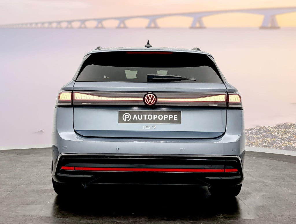 Volkswagen Id.7 tourer pro business 77 kwh 210 kw / 286 pk