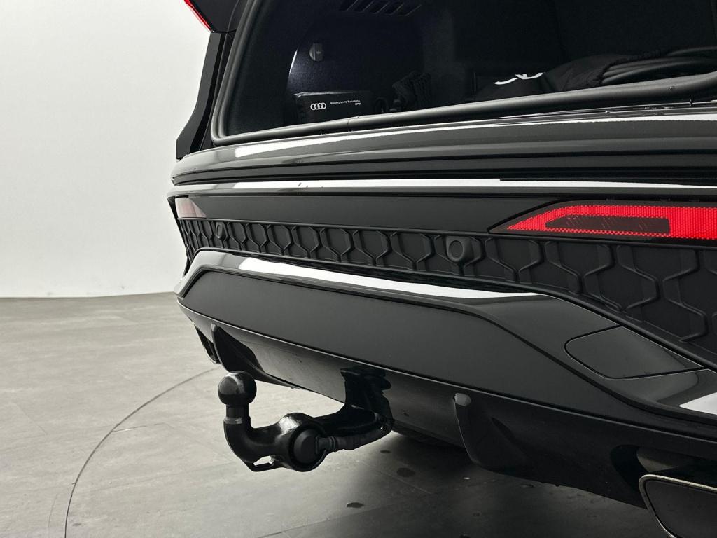 Audi Q5 s edition competition e-hybrid 270 kw / 367 pk suv