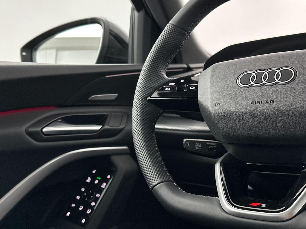 Audi Q5 s edition competition e-hybrid 270 kw / 367 pk suv