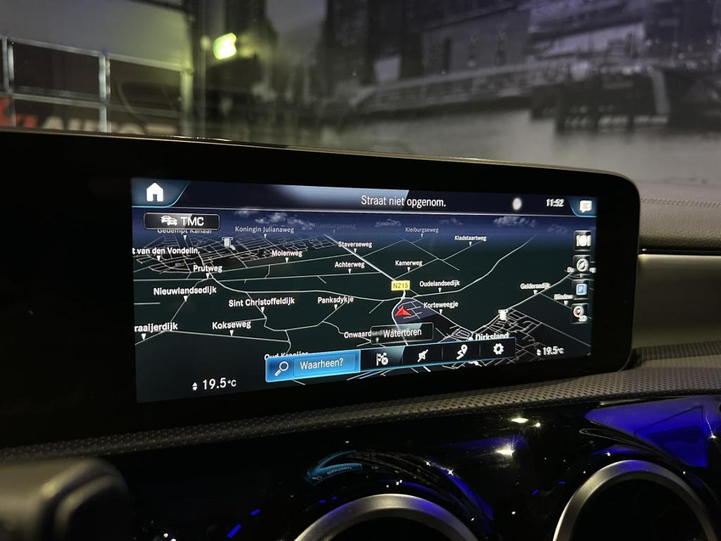 Mercedes-Benz Cla shooting brake 180 business solution amg *navi*appconnect