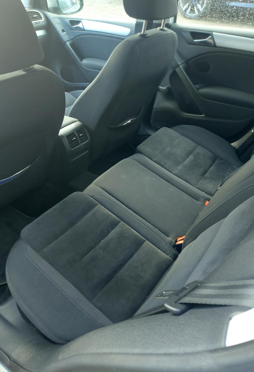 Golf 1.2 TSI  Automaat alcantara bekleding.  104 duizend Km. Gereserveerd .