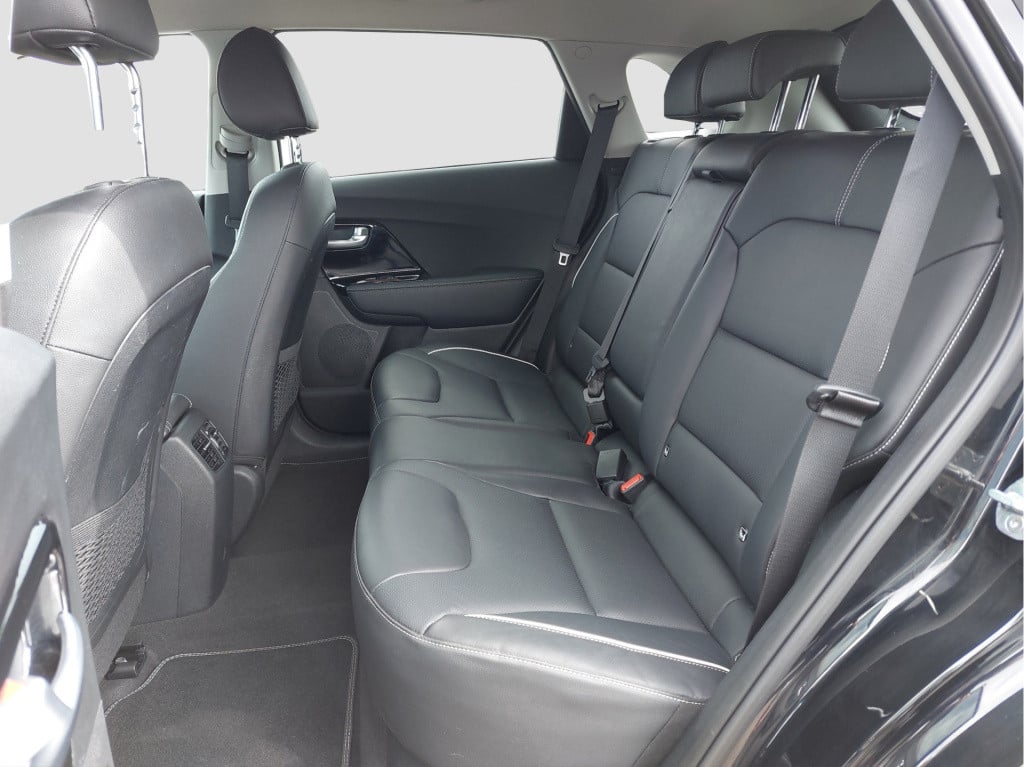 Kia E-niro executiveline 64 kwh | navigatie | leder | 1 fase