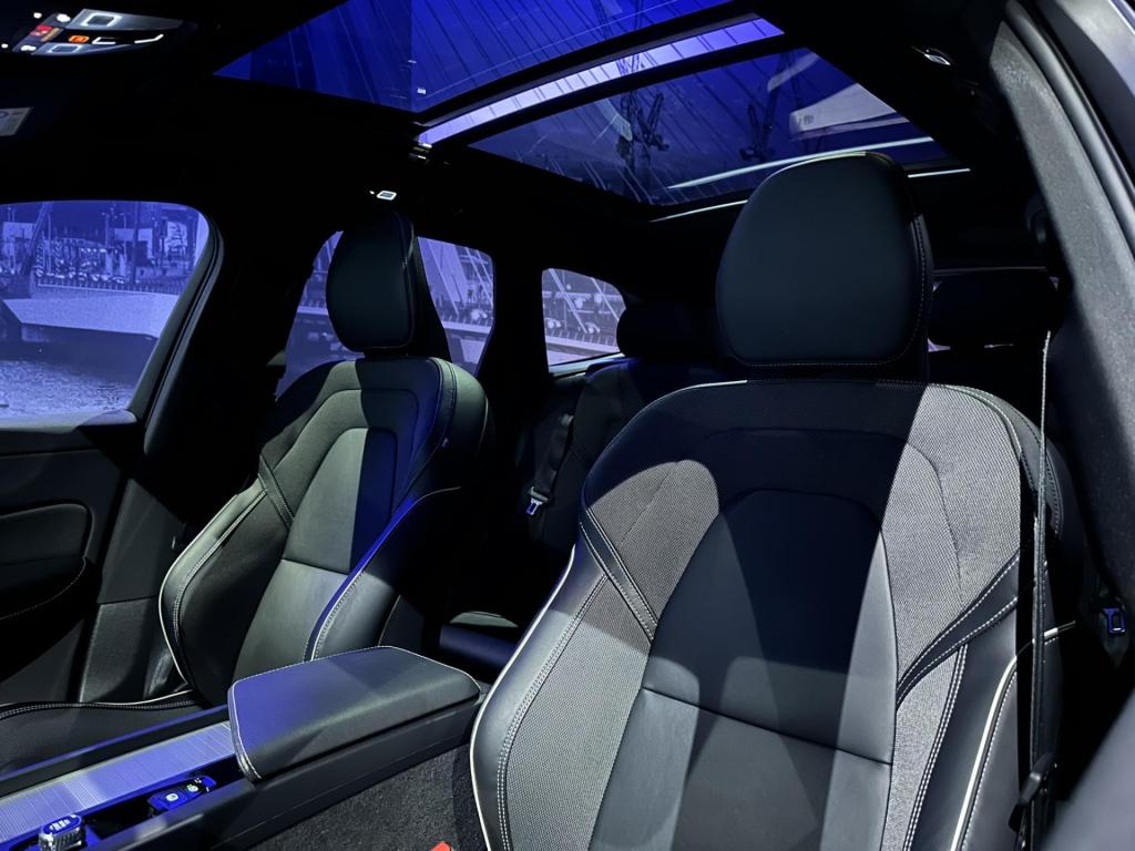 Volvo XC60 2.0 t6 plug-in hybrid awd inscription *pano*hud*memory*