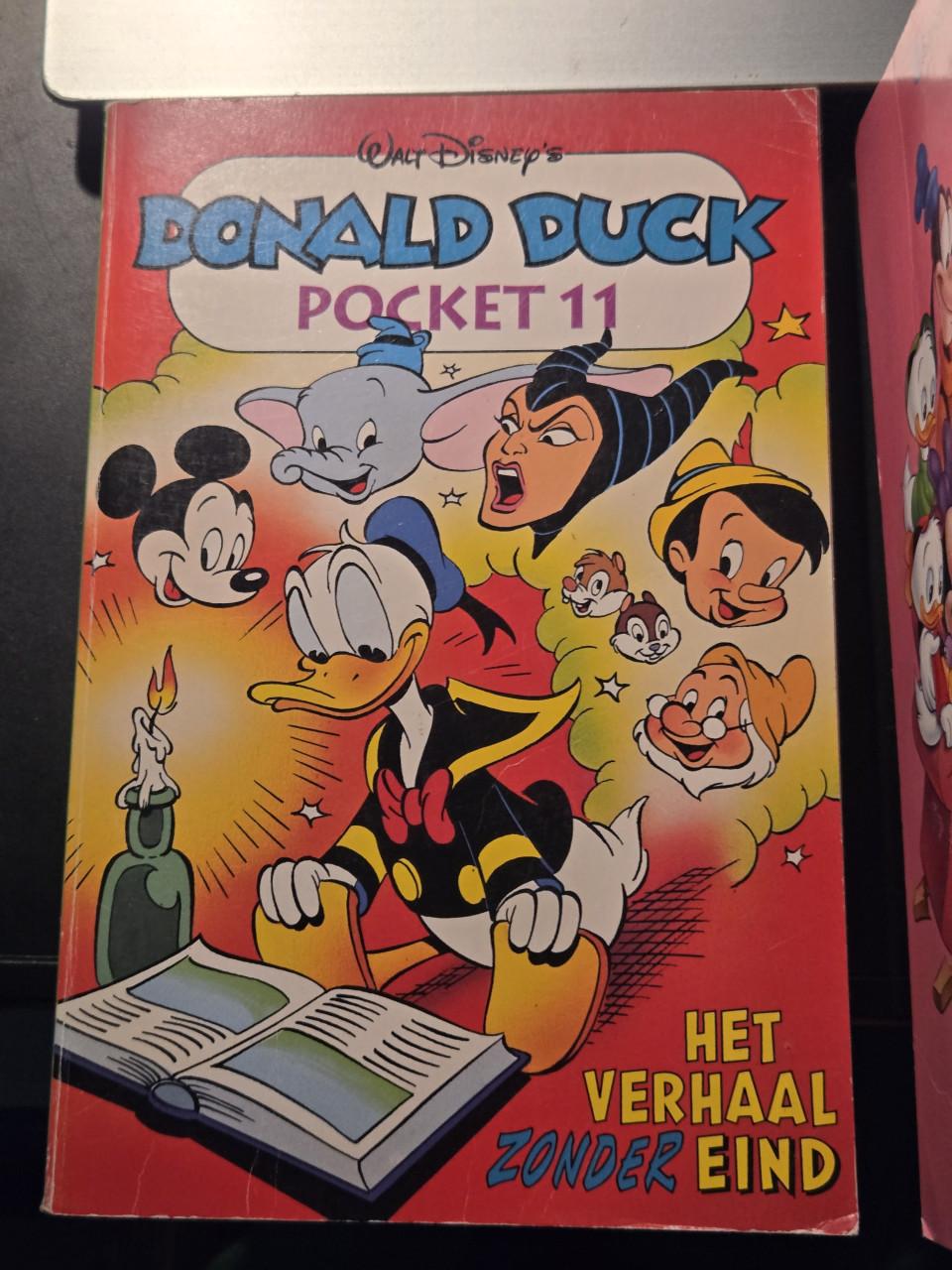 Donald Duck Pockets 12 stuks.  In nette gelezen staat.