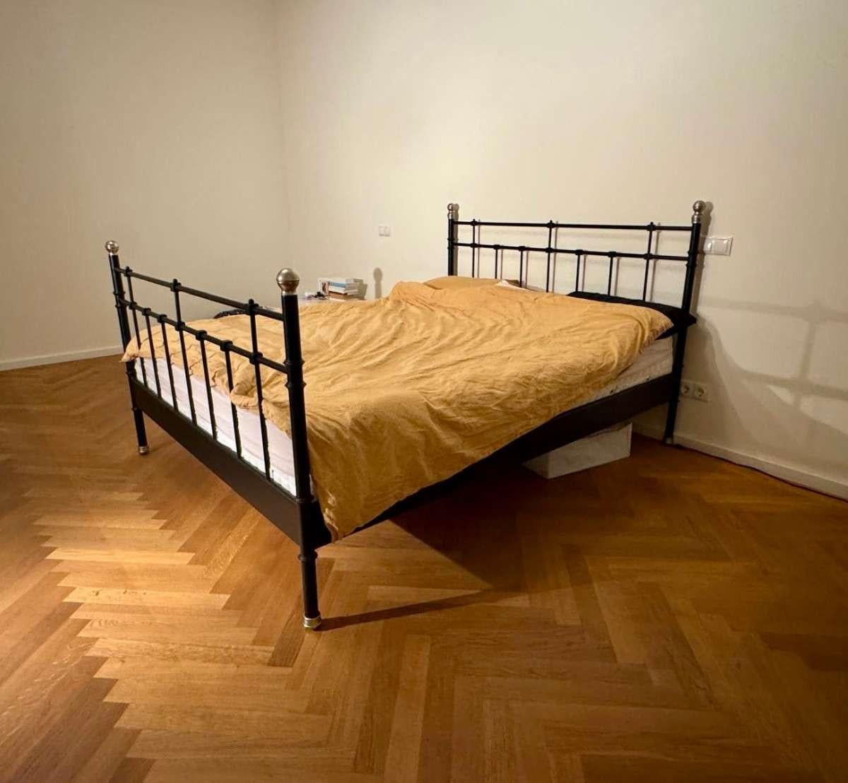 Ikea Sveldik bed GRATIS