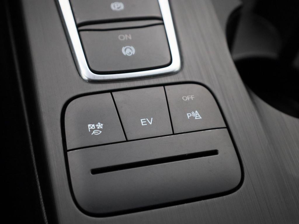 Ford Kuga 2.5i phev aut. 165kw titanium | automaat | lmv | virtual cockpit 