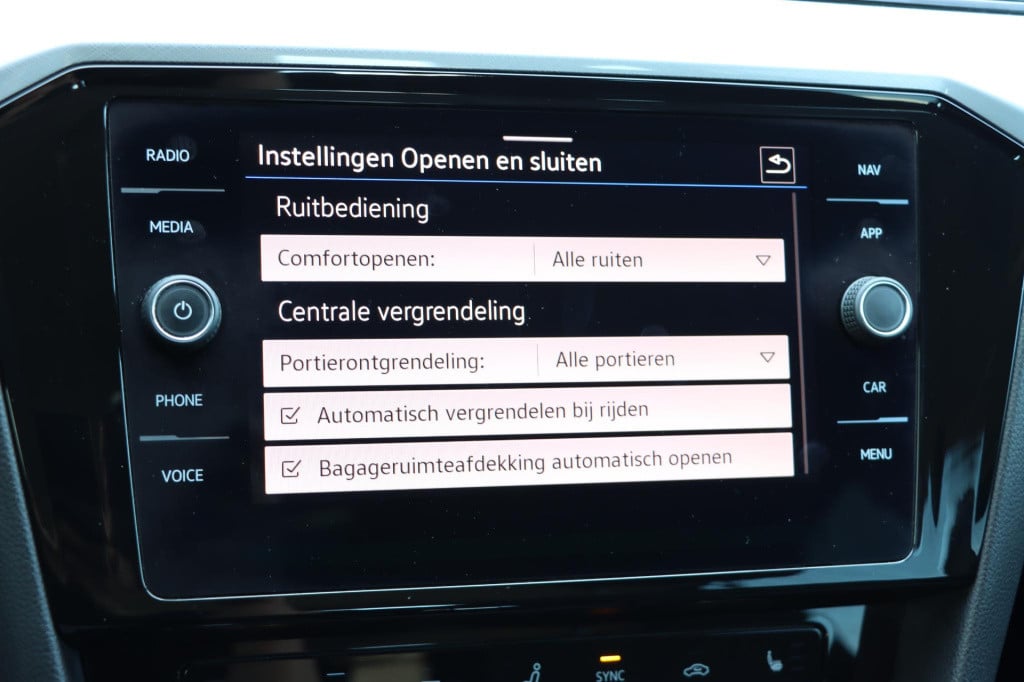 Volkswagen Passat variant 1.4 tsi phev gte business 218pk dsg6