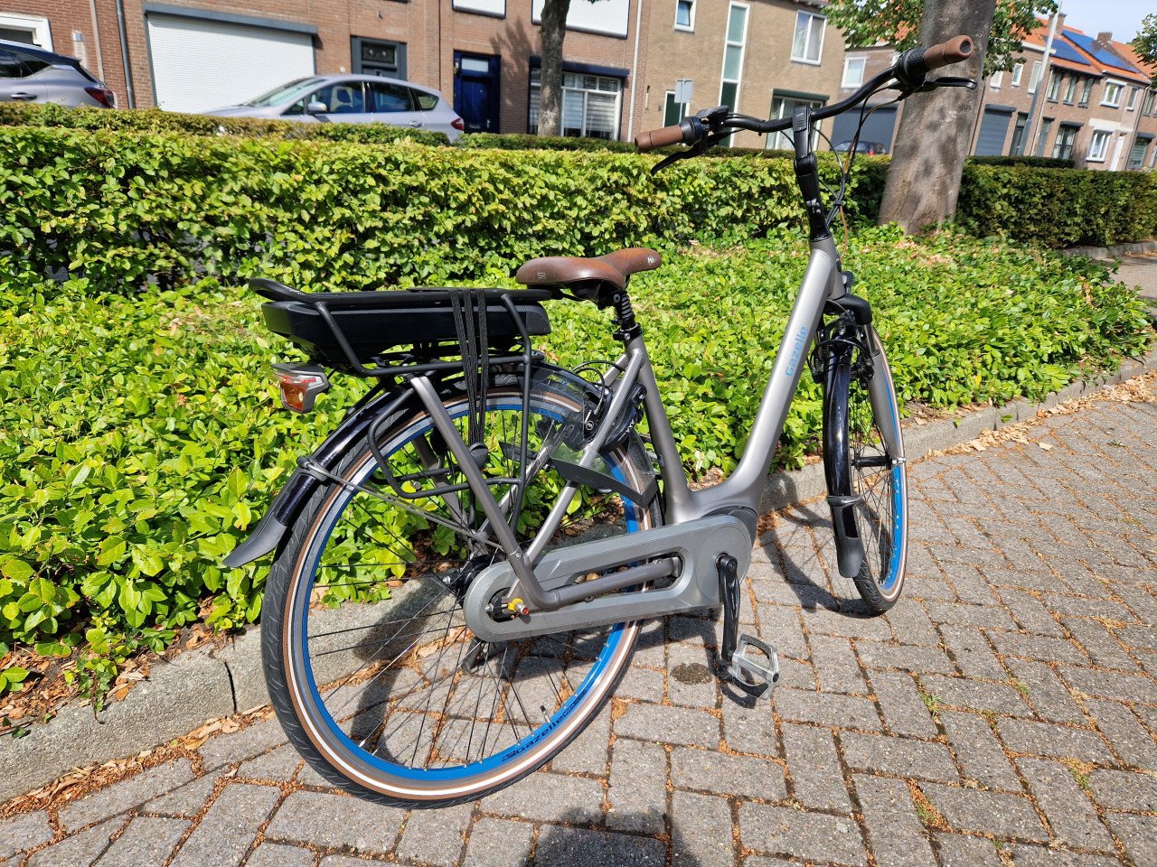 Zo goed als nieuwe Gazelle Orange met Bosch middenmotor