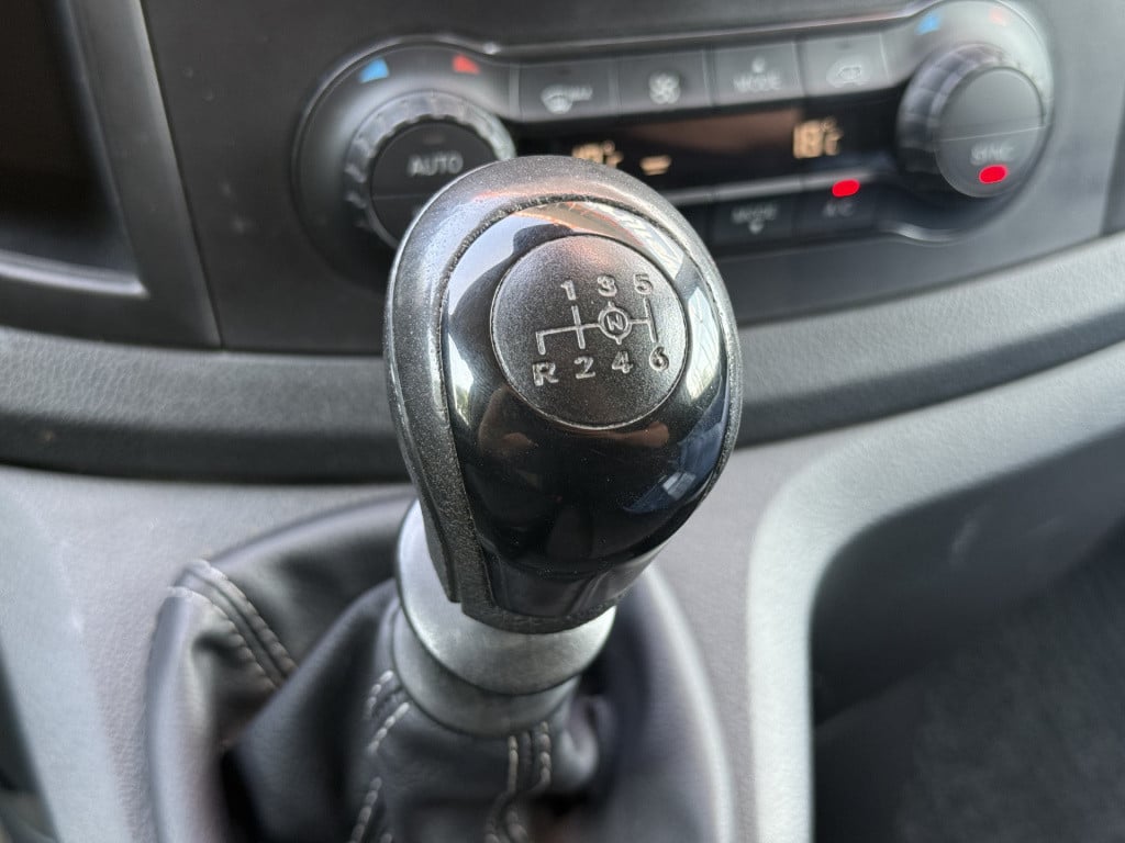 Mercedes-Benz Vito 114 cdi lang | nl-auto | 1e eig | clima | trekhaak | sid
