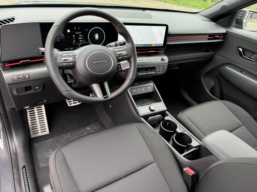 Hyundai Kona electric n line business 65.4 kwh