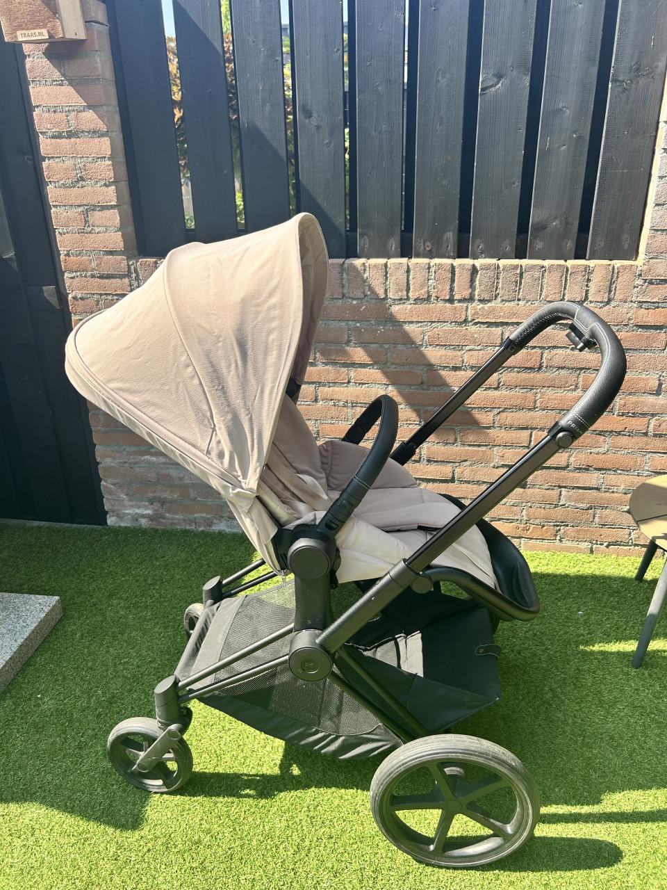 Cybex priam 4