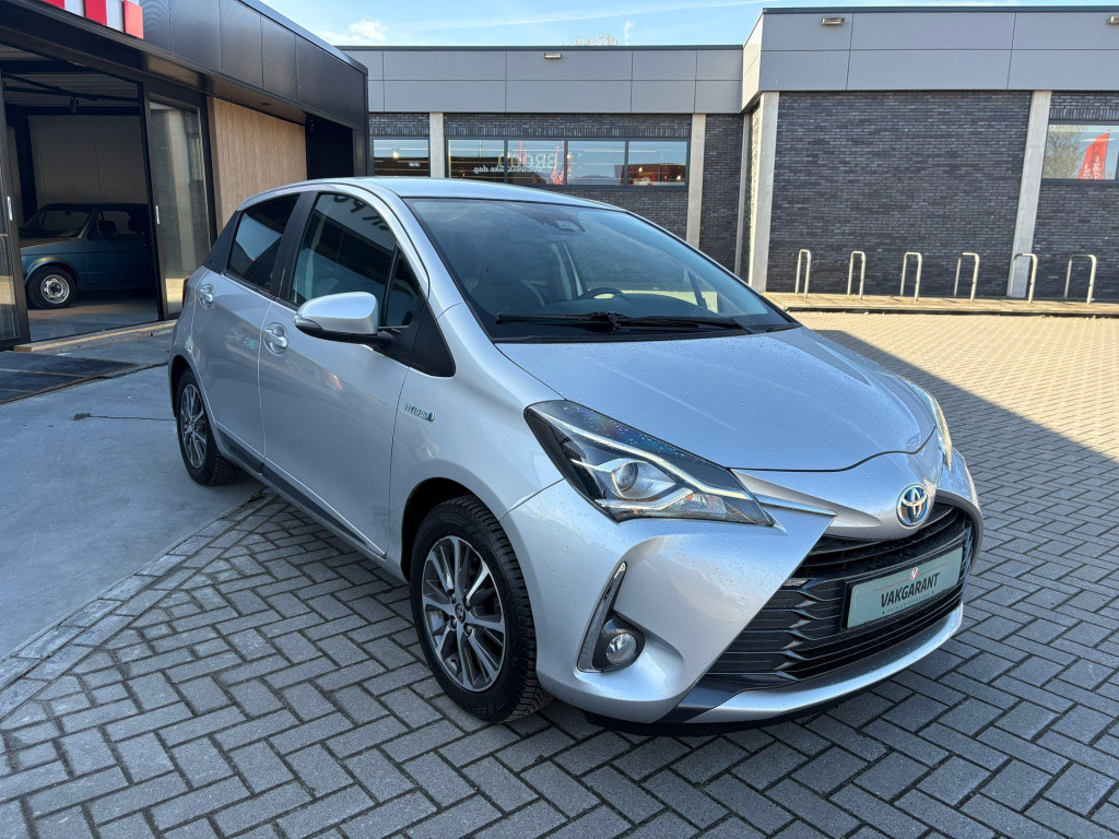 Toyota Yaris 1.5 hybrid y20 exclusive edition