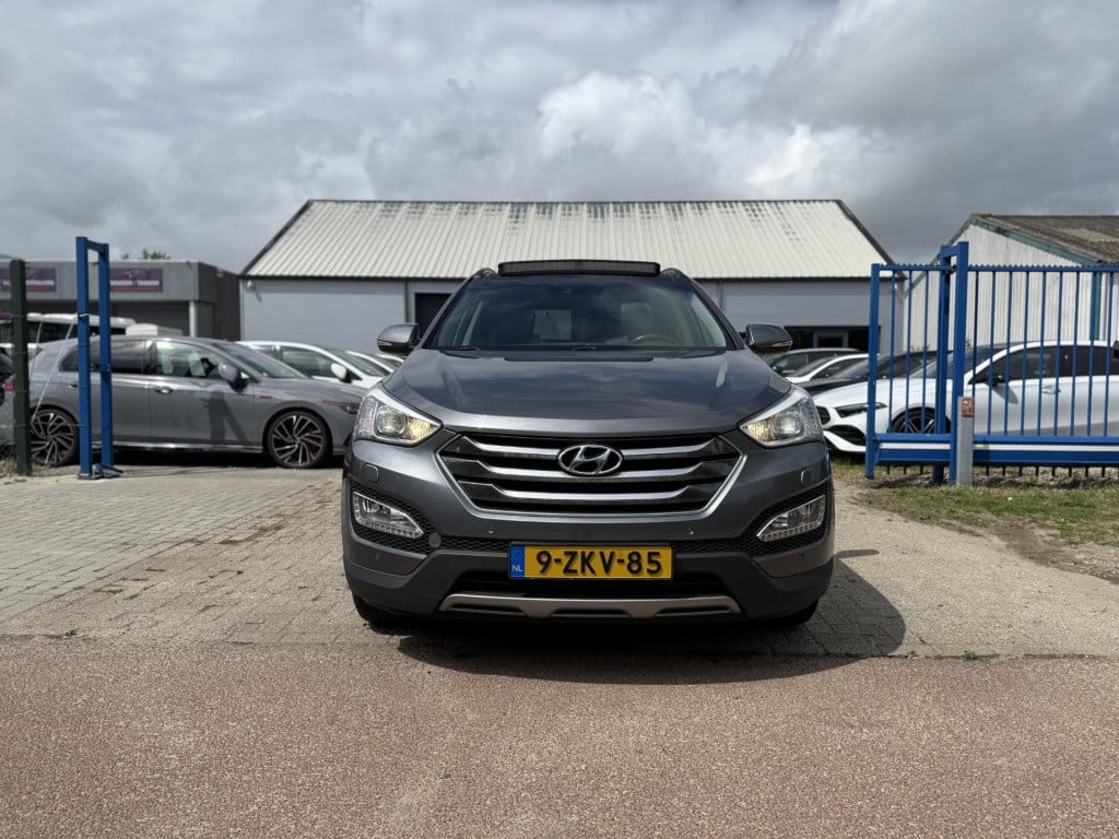 Hyundai Santa Fe 2.2 crdi 4wd i-catcher pano stoelkoeling leder