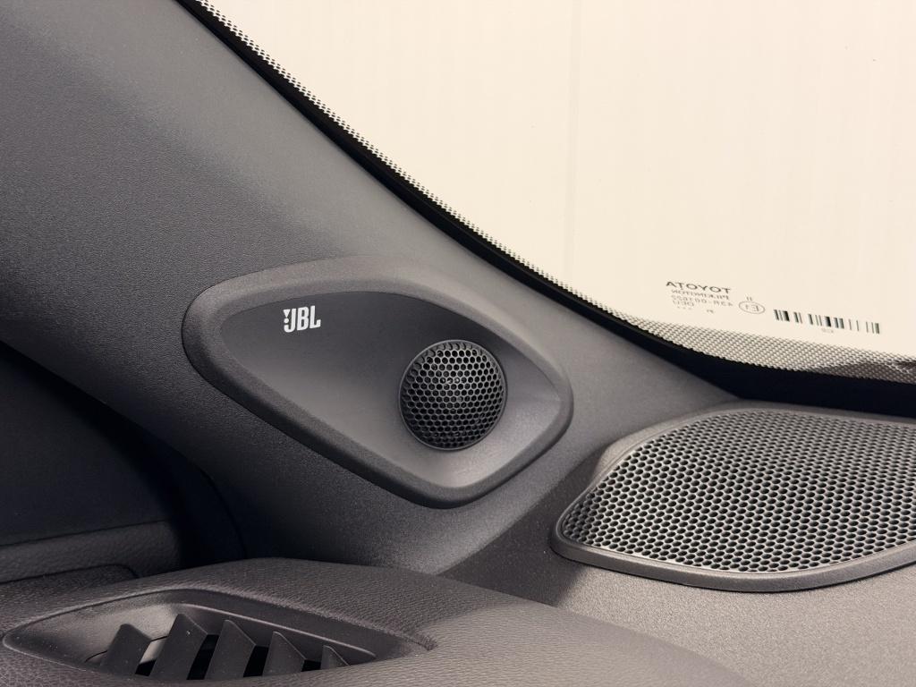 Toyota Yaris Cross 1.5 hybrid launch ed| pano| jbl| hud| adap.cruise| leder