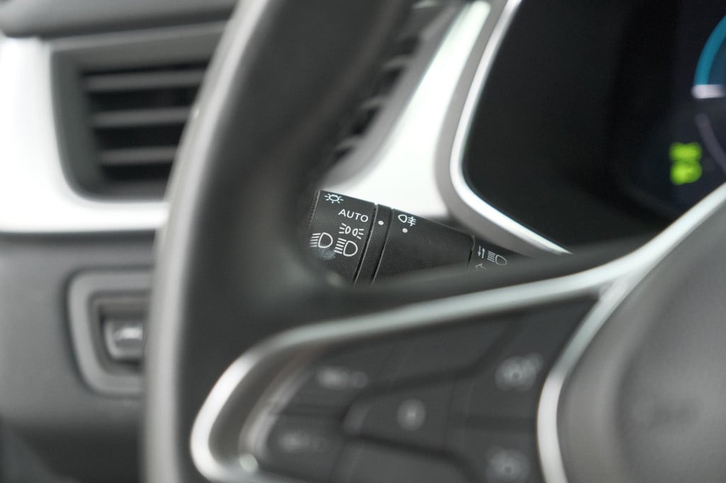Renault Captur 1.6 e-tech plug-in hybrid 160 intens | trekhaak | camera | n