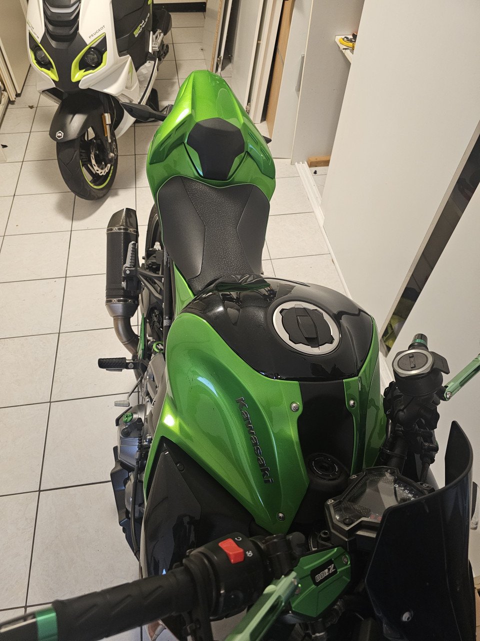 Z900