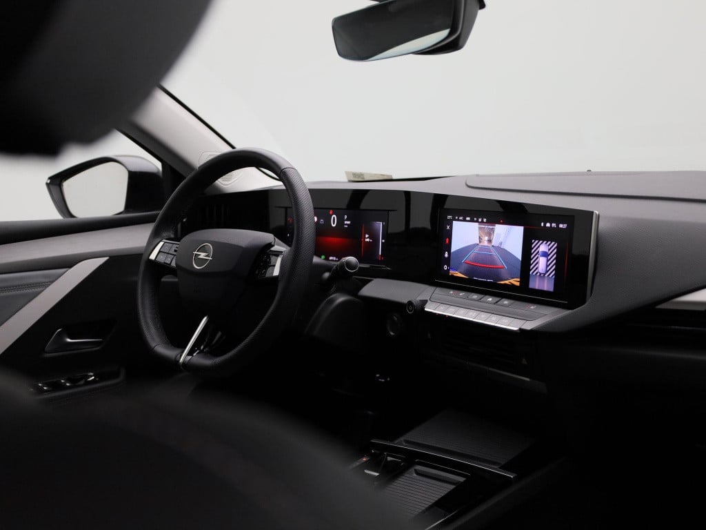 Opel Astra 1.2 business elegance | automaat | navigatie | camera | stoelver