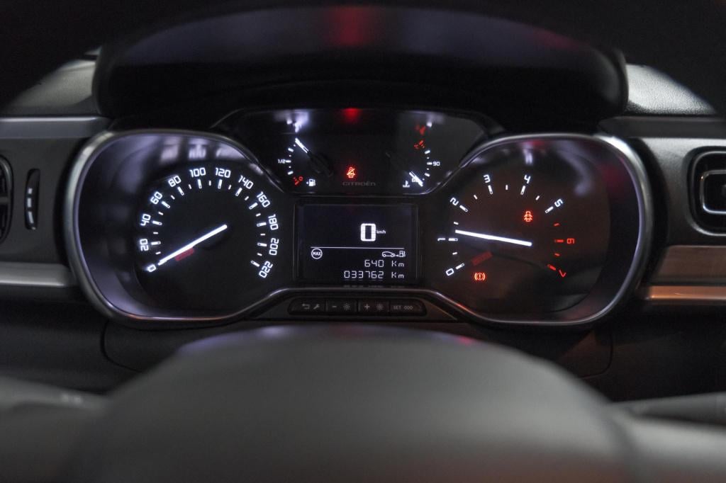 Citroen C3 puretech 83 max | camera | stoelverwarming | navigatie | parkeer