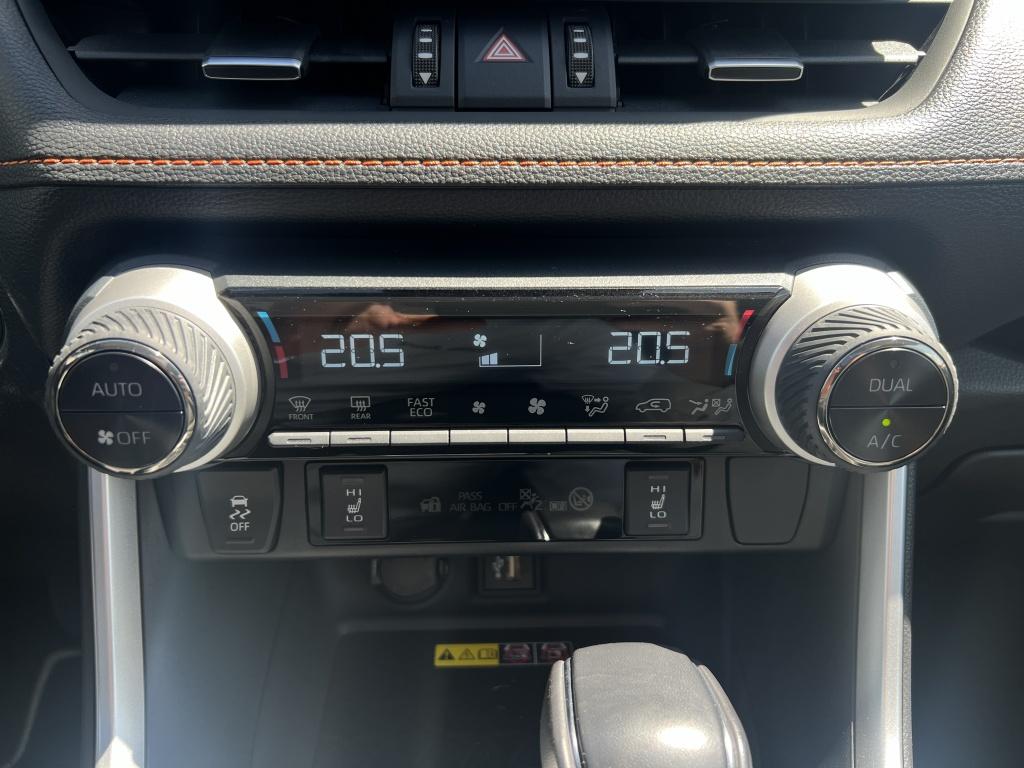 Toyota Rav4 2.5 hybrid awd adventure | innovation pack | full option