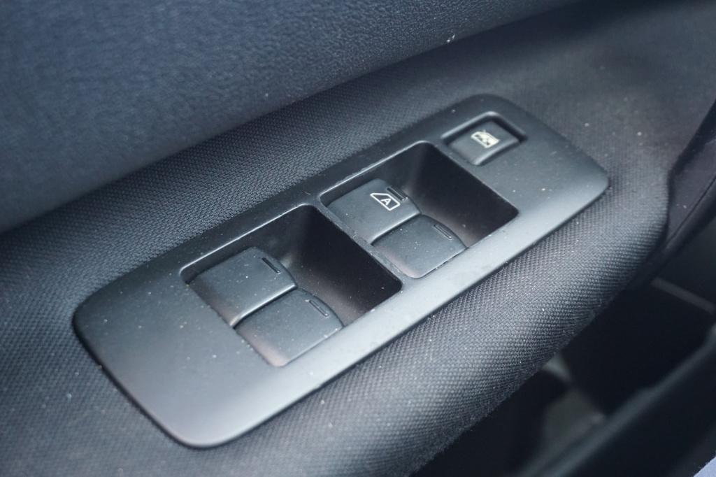 Nissan Qashqai 1.6 visia airco / cruise / elektr. ramen / parkeers. / nap /
