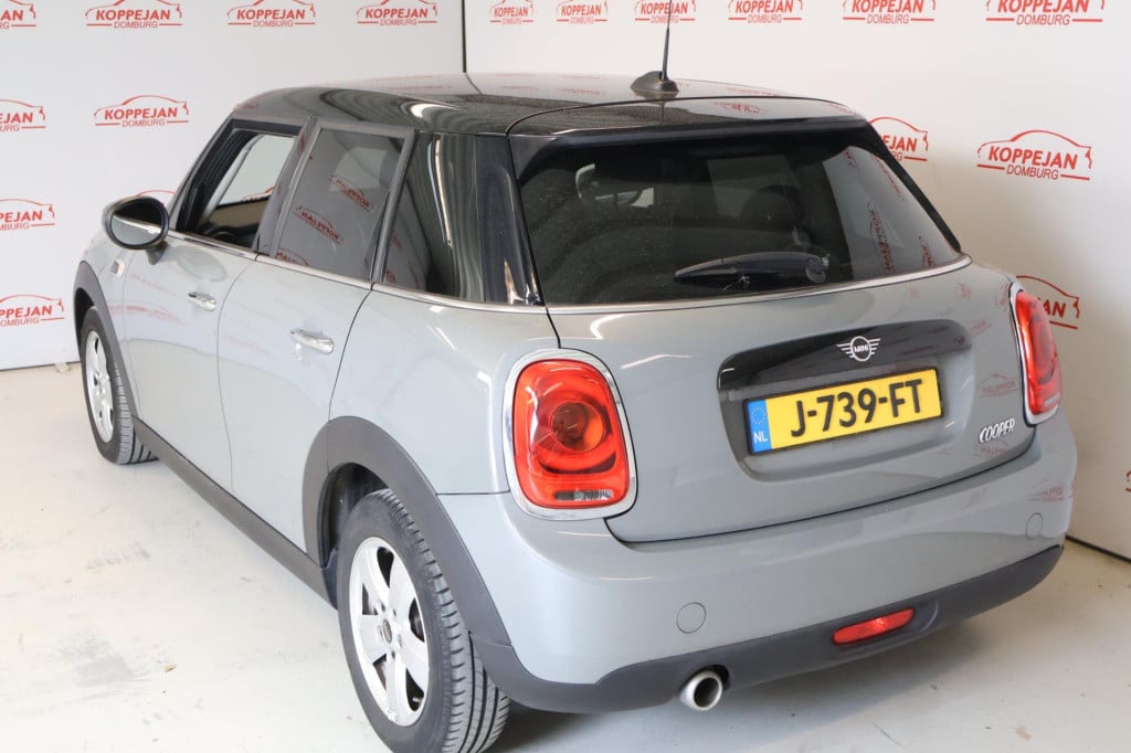 Mini Cooper mini 1.5 nl auto, airco, bluetooth,