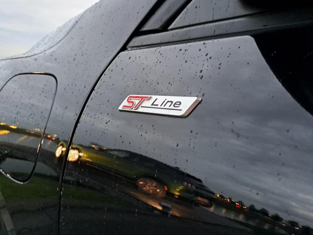 Ford Kuga 2.5 phev st-line x | adaptive cruise control | apple carplay & an