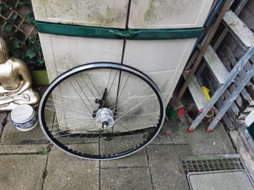 28 inch shimano nexus voorwiel, naafdynamo, rollerbrake rem