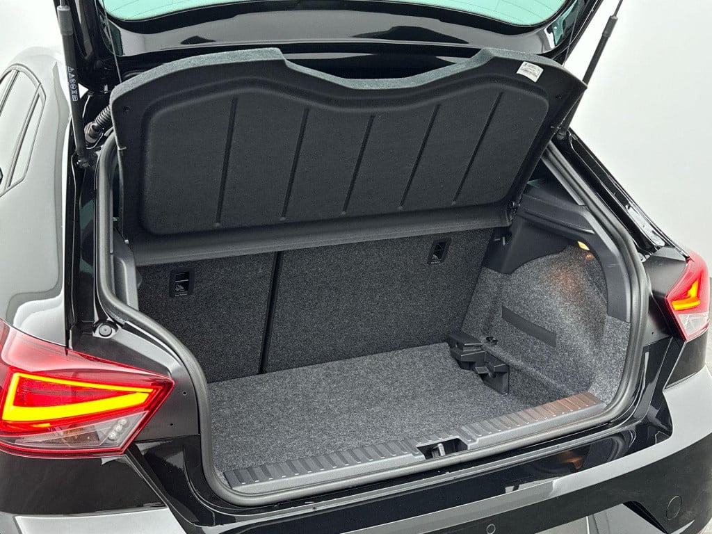 Seat Ibiza fr business connect 1.0 85 kw / 115 pk ecotsi hatc