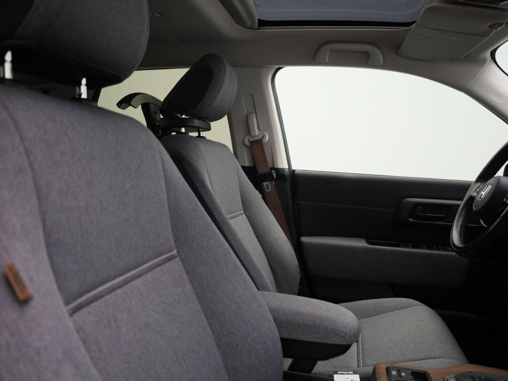 Honda E advance 17" | automaat | navigatie | panoramadak | 360 camera | app