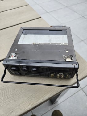 Werkend vintage oldtimer autoradio philips dc 552 met cassette....