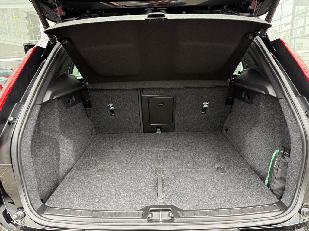 Volvo XC40 recharge twin plus 409pk 1e eigenaar